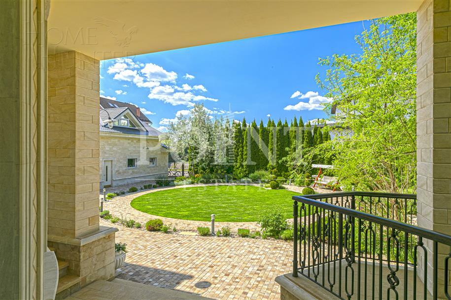 2-этажный коттедж 737 м² с отделкой