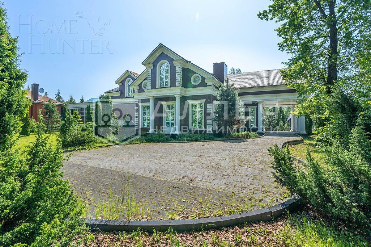 2-этажный коттедж 3 817 м² с отделкой