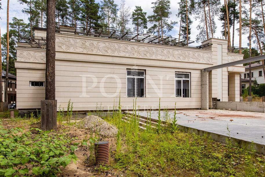 2-этажный коттедж 3 748 м² без отделки