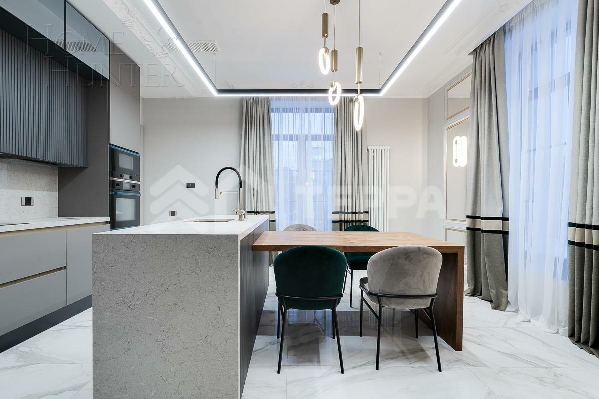 2-этажный коттедж 610 м² с отделкой