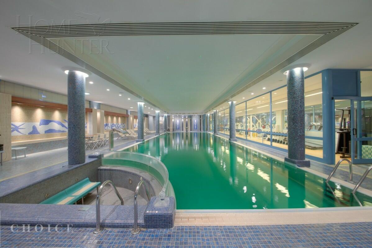 2-этажный коттедж 1 615 м² с отделкой