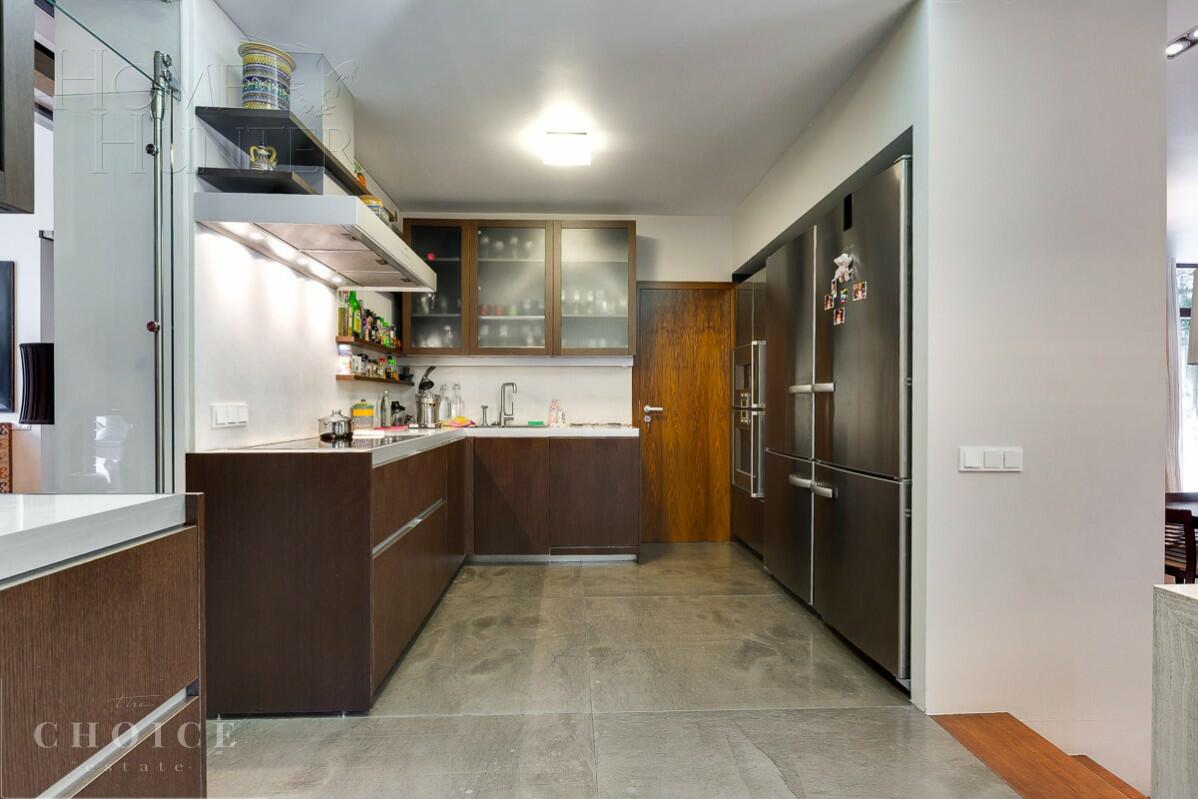 2-этажный коттедж 1 254 м² с отделкой