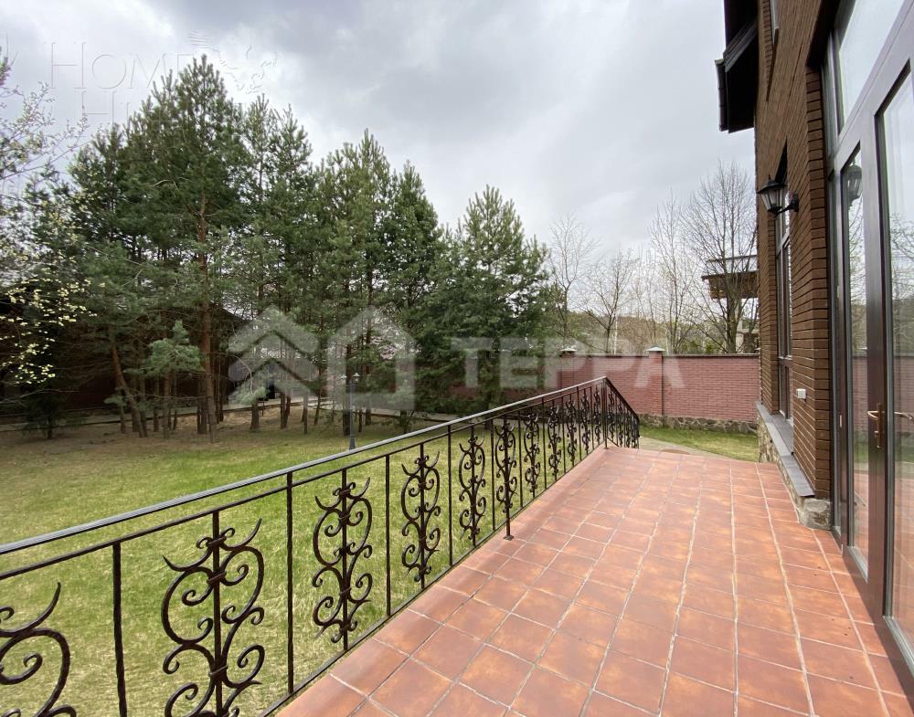 КОТТЕДЖ 1 000 м² с отделкой