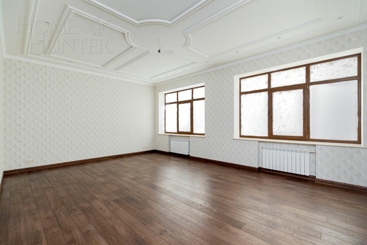 2-этажный коттедж 900 м² с отделкой