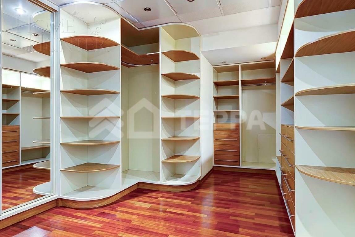 2-этажный коттедж 1 200 м² с отделкой