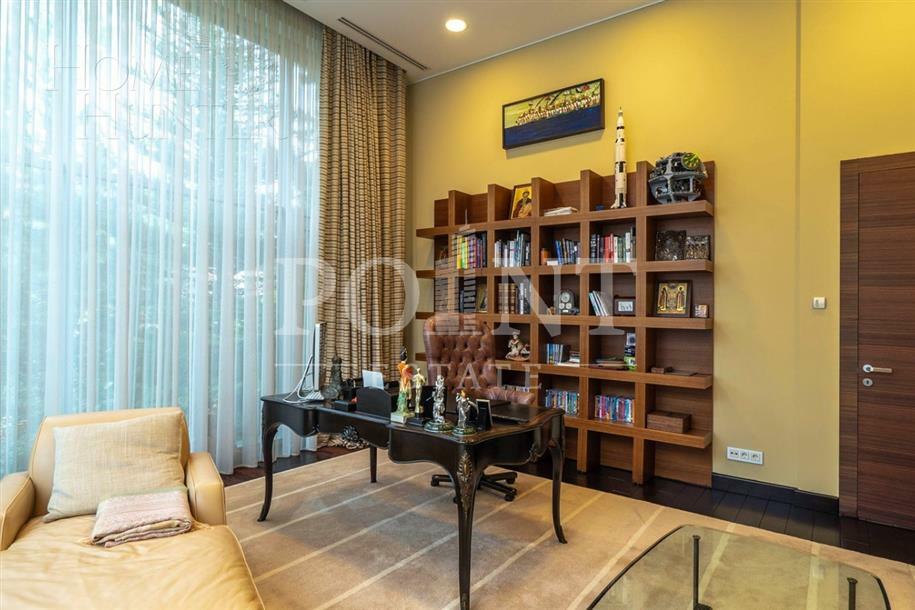 1-этажный коттедж 650 м² с отделкой