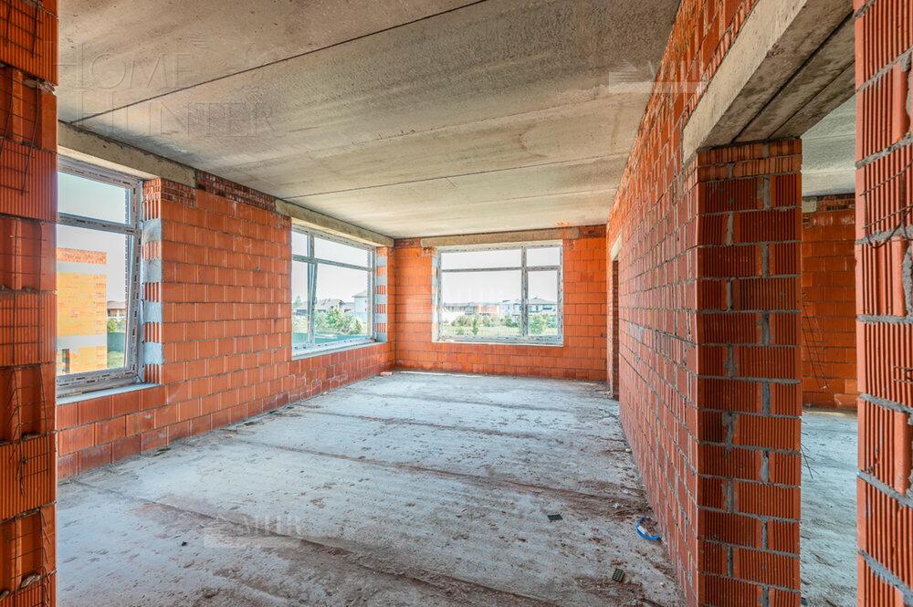 2-этажный коттедж 297.62 м² без отделки