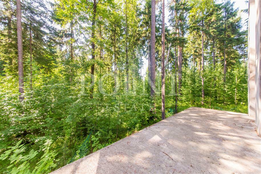 2-этажный коттедж 1 350 м² без отделки