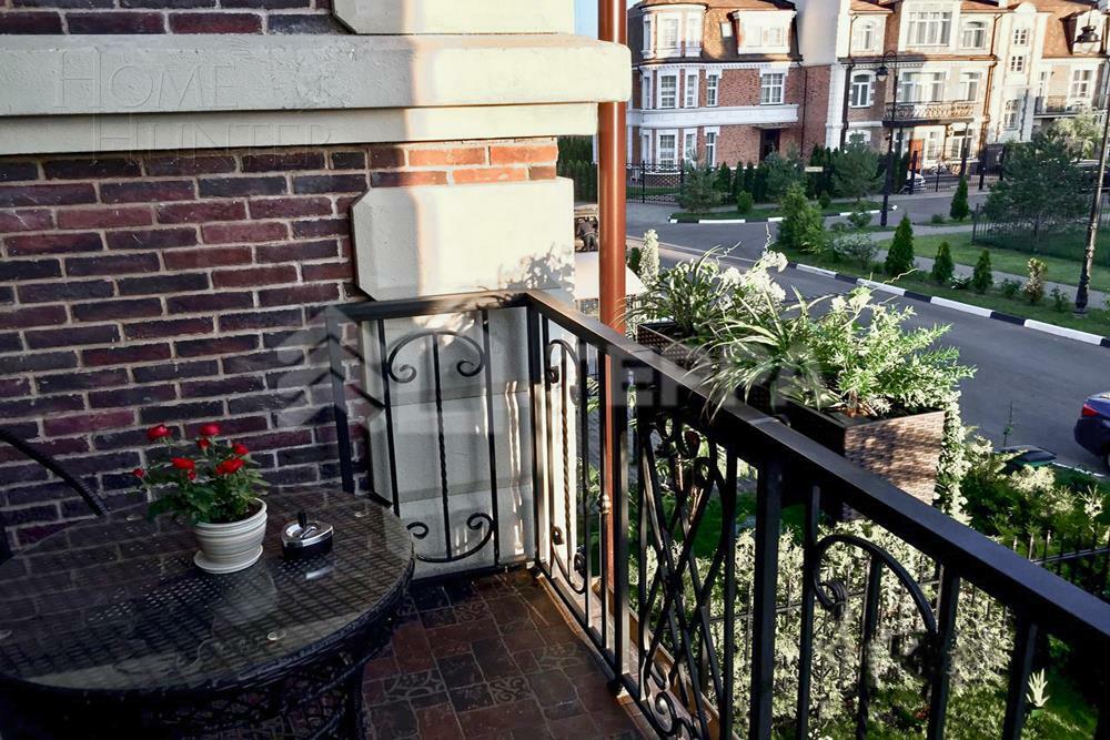 2-этажный таунхаус 400 м² с отделкой