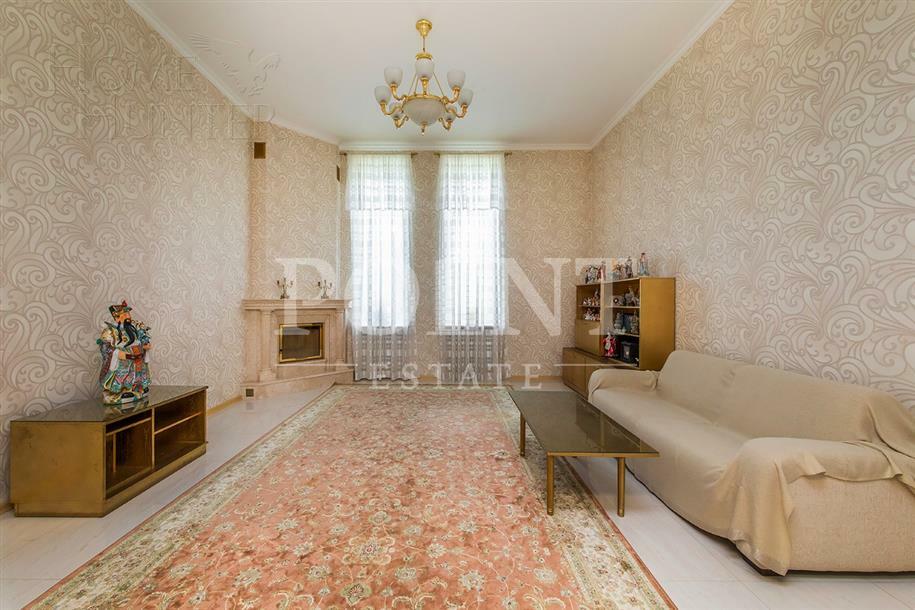3-этажный коттедж 850 м² с отделкой