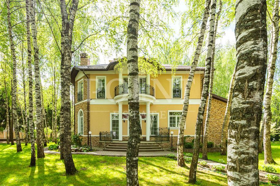 2-этажный коттедж 1 200 м² с отделкой