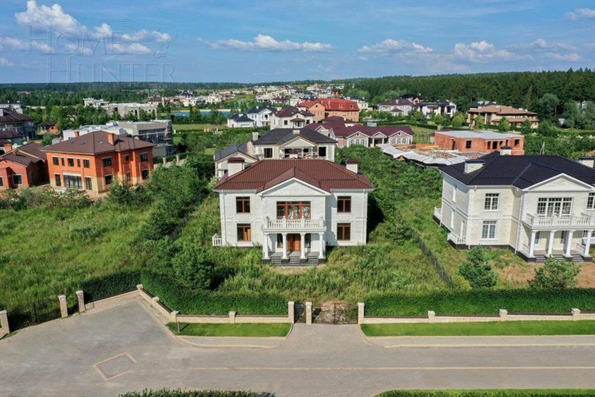 2-этажный коттедж 420 м² без отделки