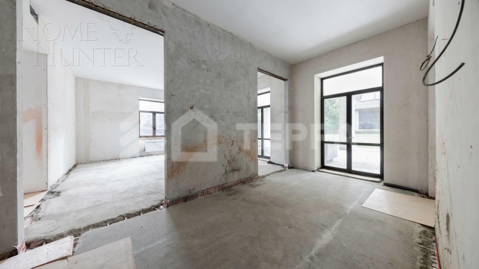 2-этажный коттедж 1 300 м² без отделки