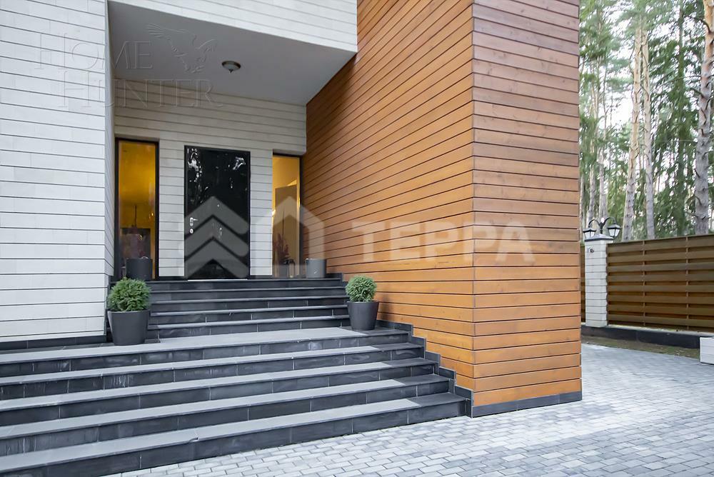 3-этажный коттедж 1 300 м² с отделкой