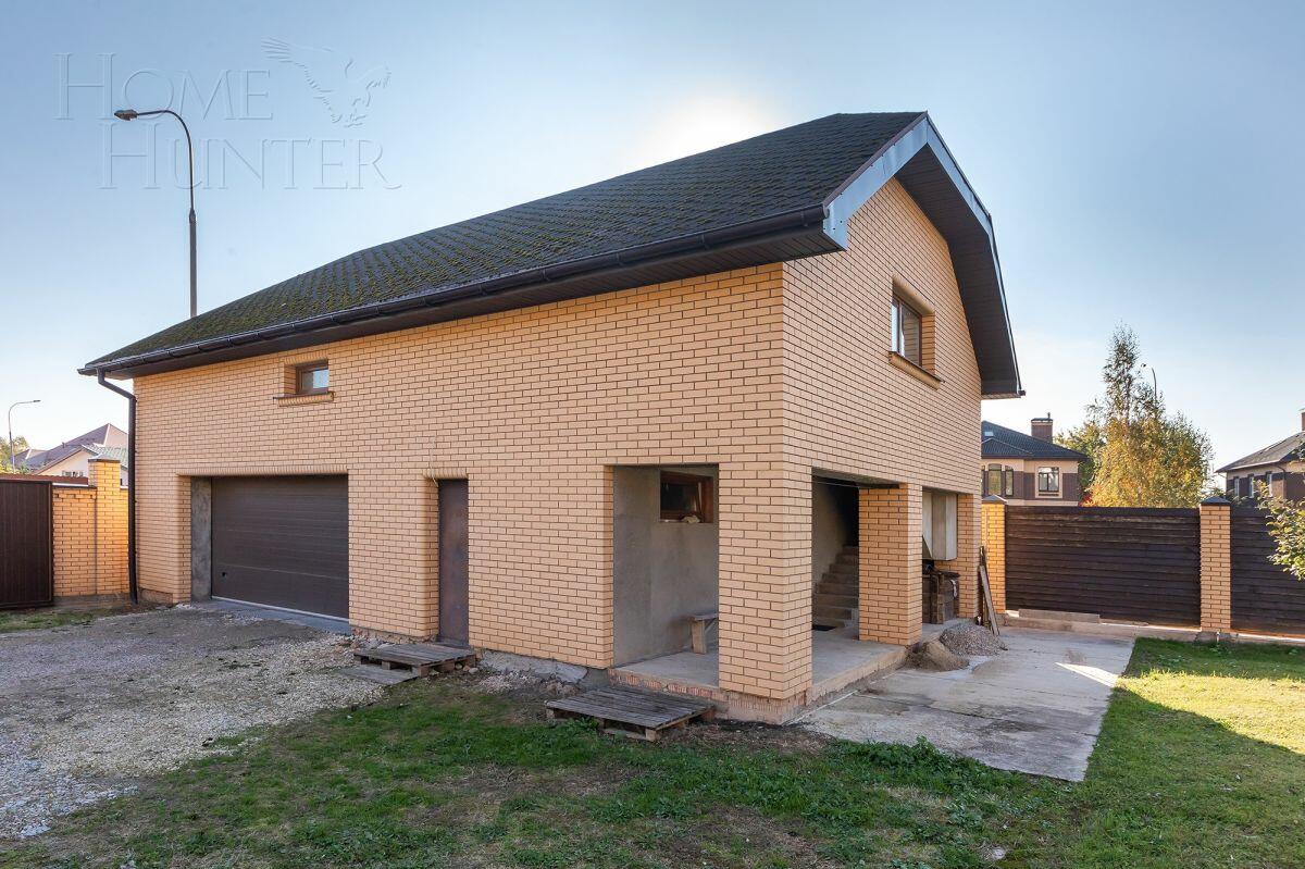 2-этажный коттедж 350 м² с отделкой