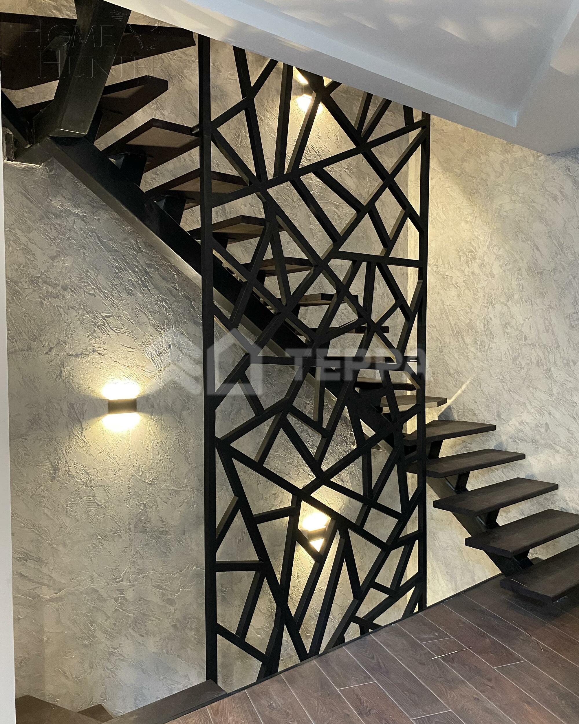 3-УРОВНЕВЫЙ ТАУНХАУС С ОТДЕЛКОЙ 400 М² НА 1 ЭТАЖЕ