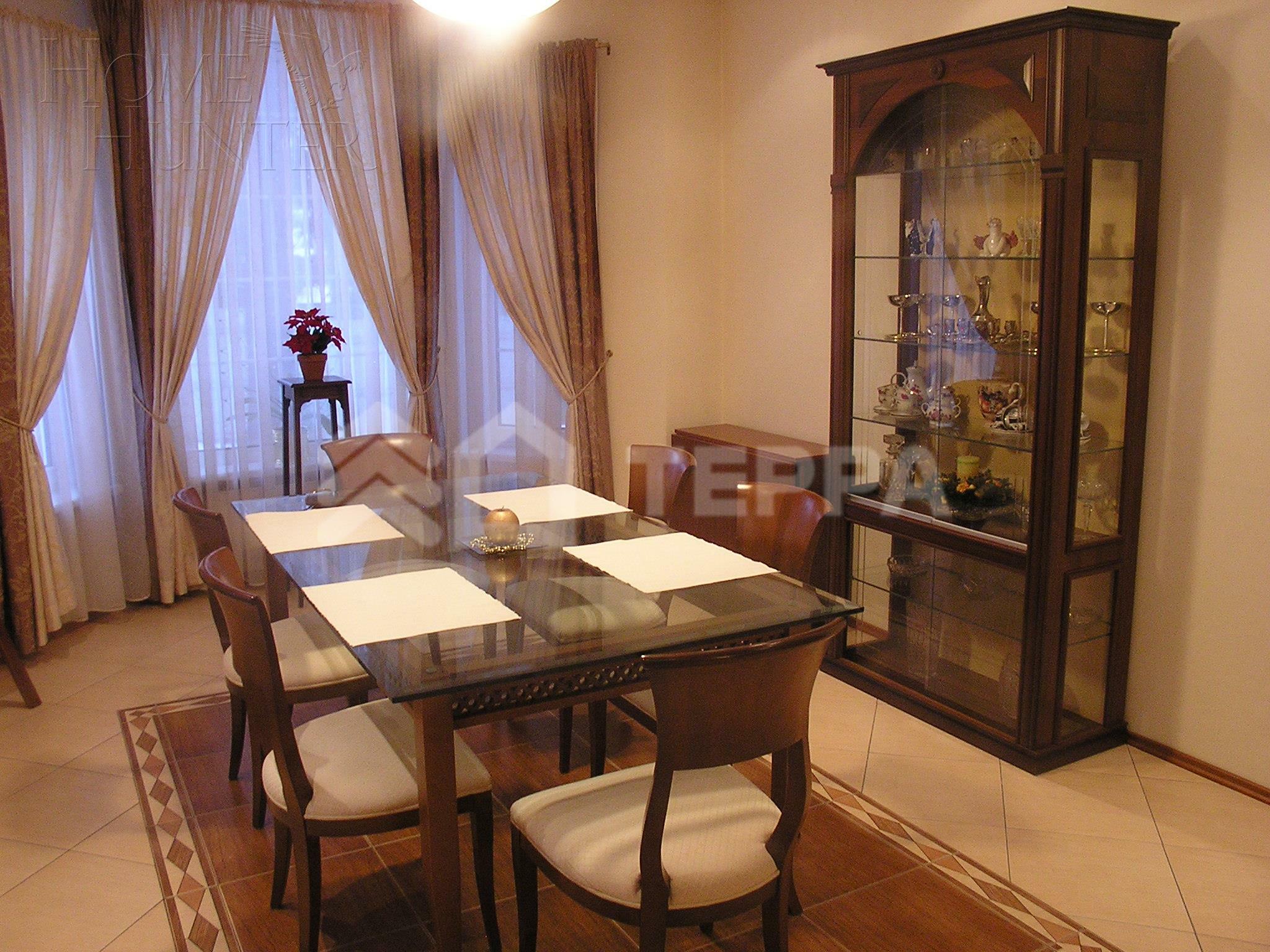 2-этажный коттедж 350 м² с отделкой