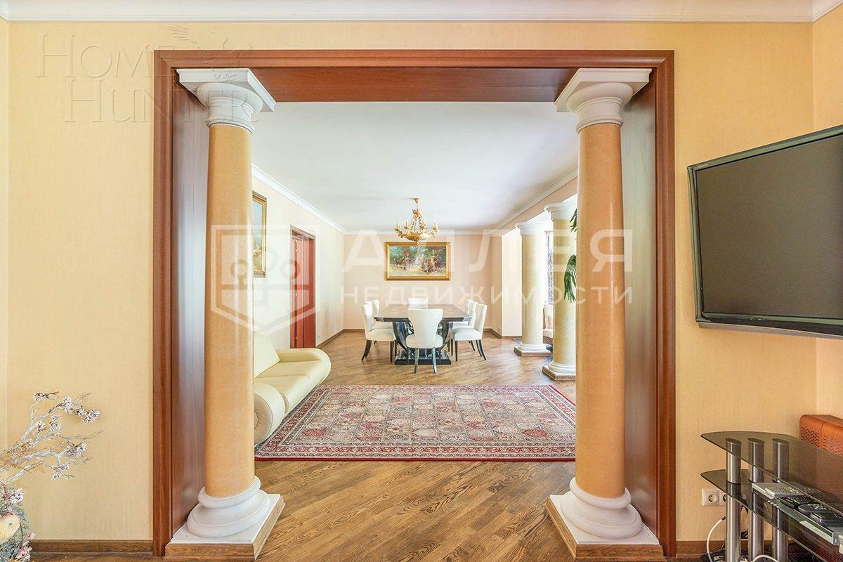 2-этажный коттедж 3 817 м² с отделкой