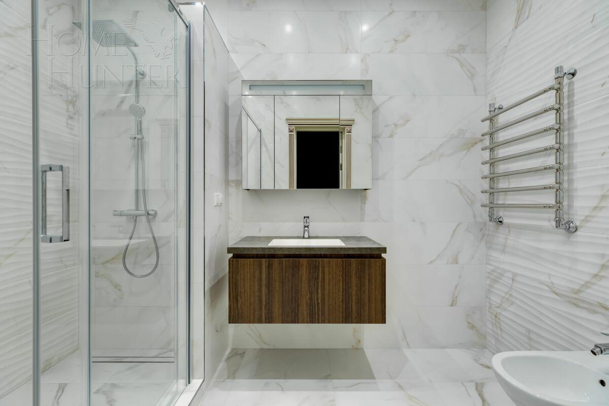 2-этажный коттедж 900 м² с отделкой