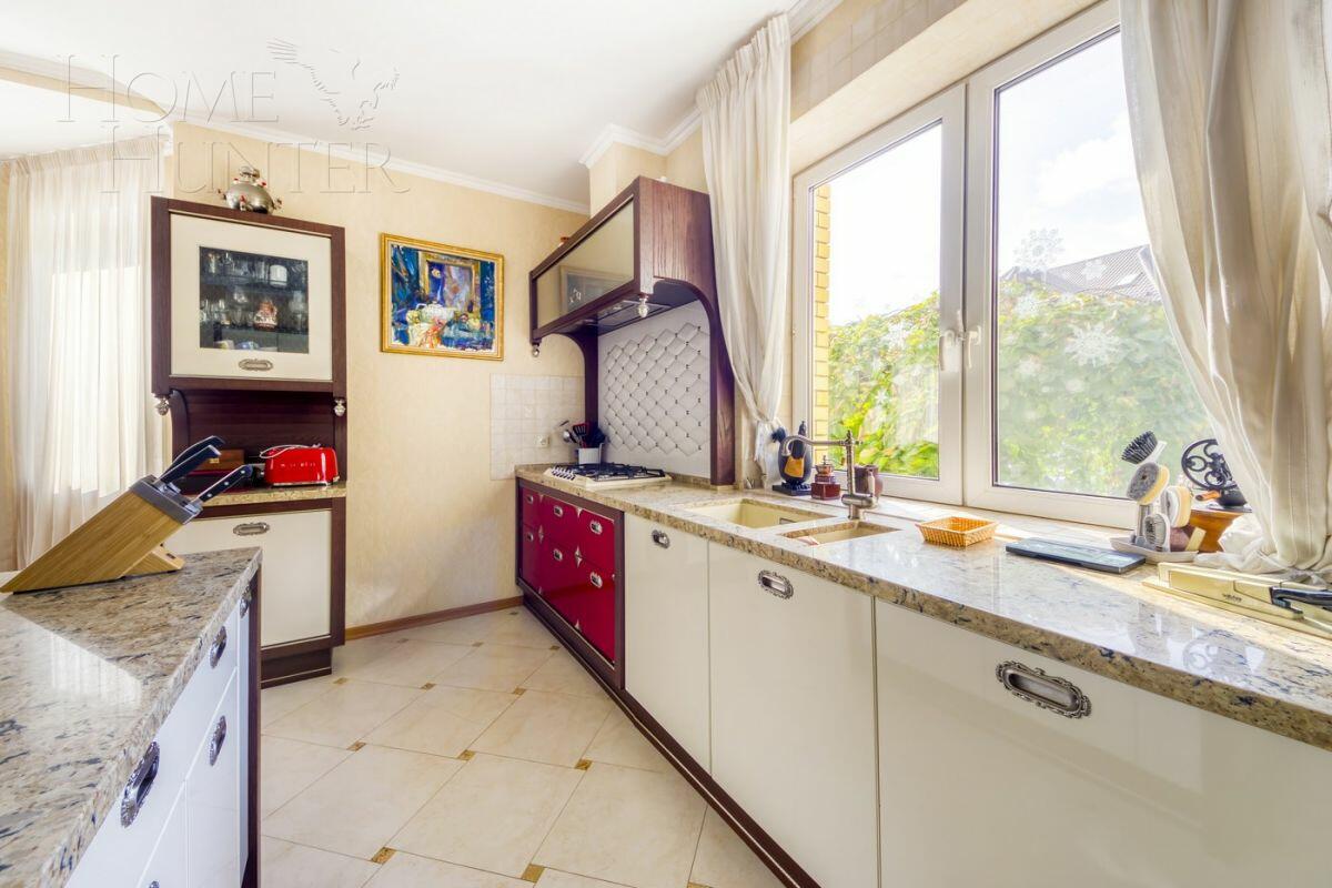 2-этажный коттедж 436 м² с отделкой