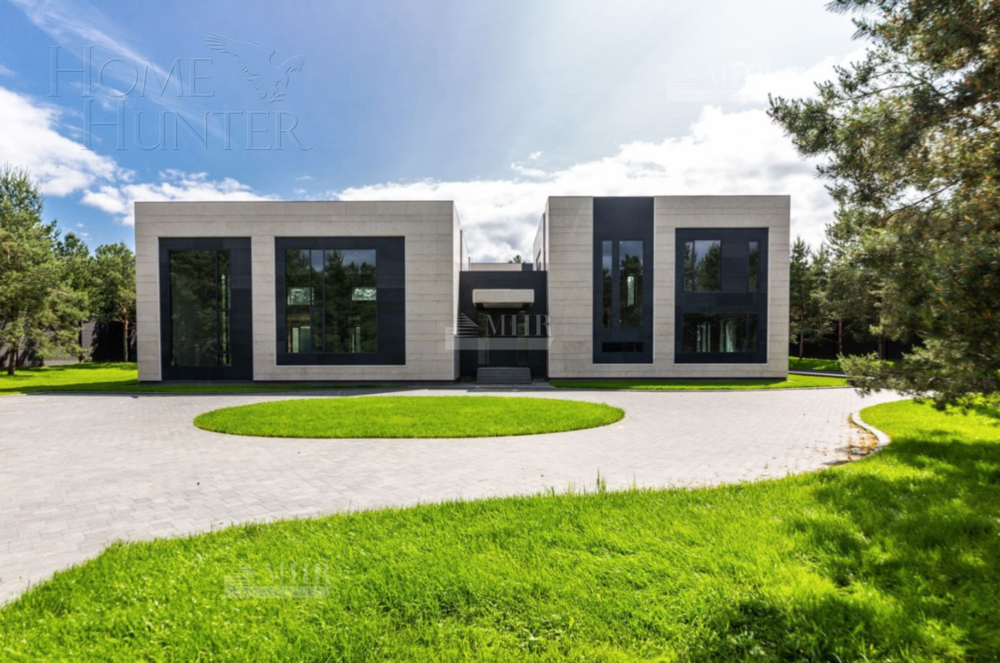 2-этажный коттедж 2 027.4 м² без отделки