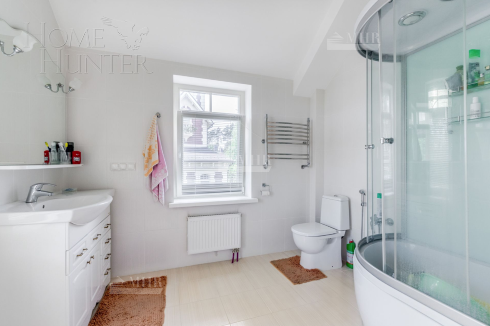 3-этажный коттедж 580 м² с отделкой