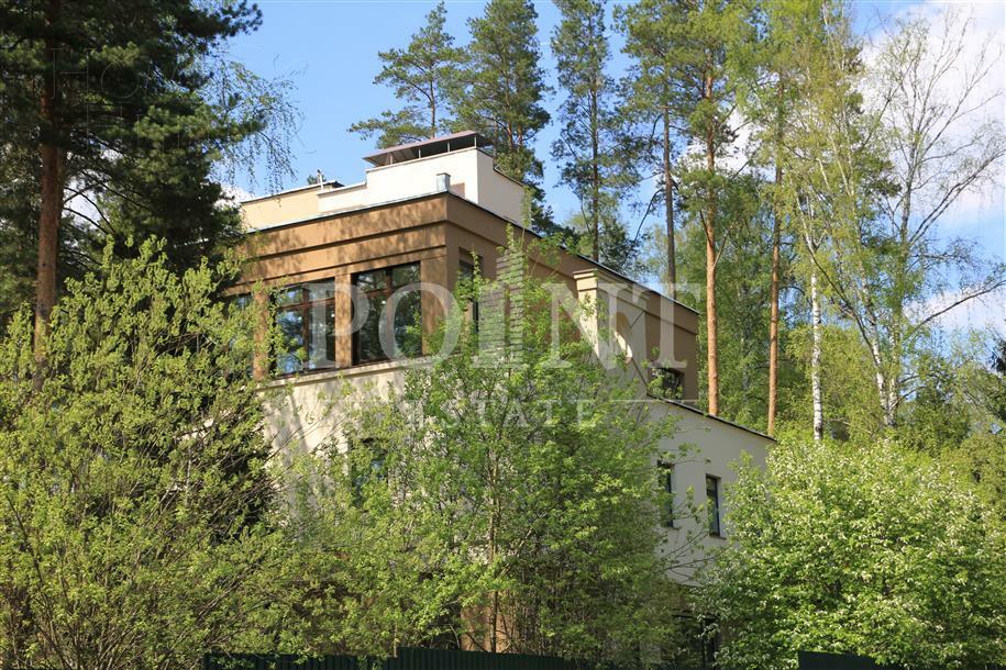 2-этажный коттедж 540 м² с отделкой