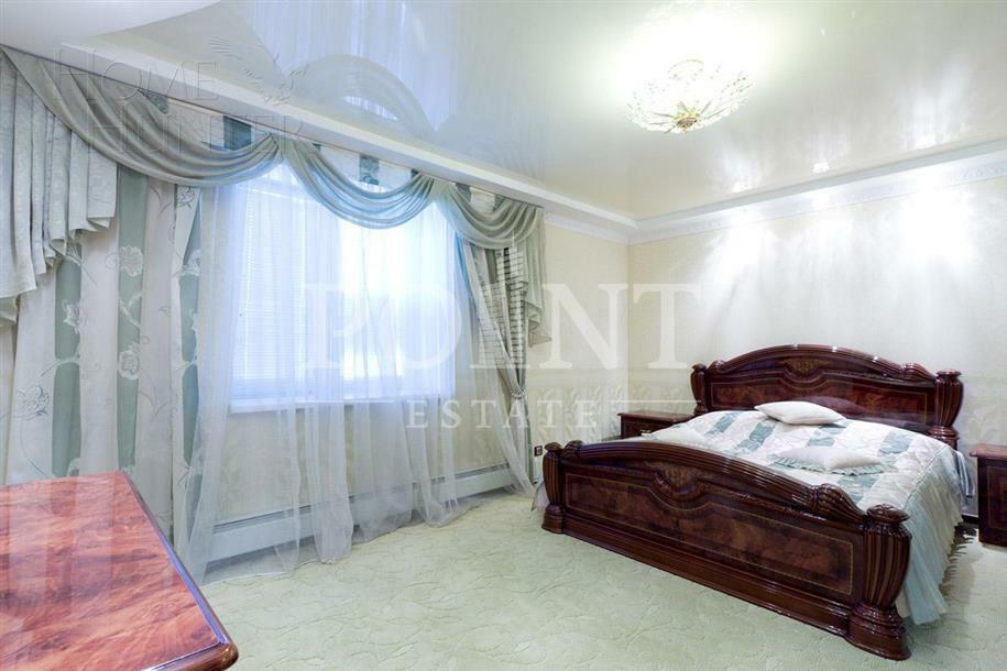 2-этажный коттедж 300 м² с отделкой