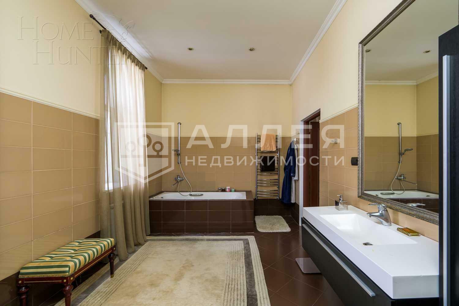 2-этажный коттедж 2 100 м² с отделкой