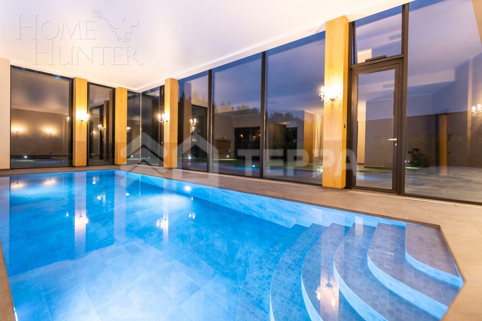 2-этажный коттедж 873 м² с отделкой