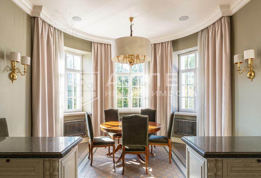 2-этажный коттедж 1 065 м² с отделкой