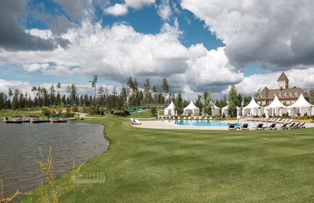 3-этажный коттедж 1 353 м² без отделки