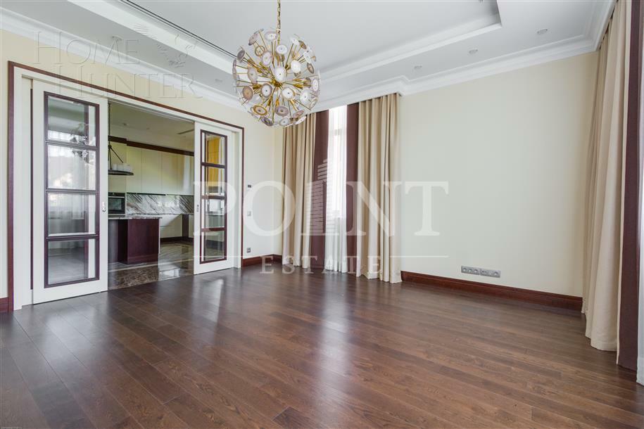 2-этажный коттедж 967.94 м² с отделкой