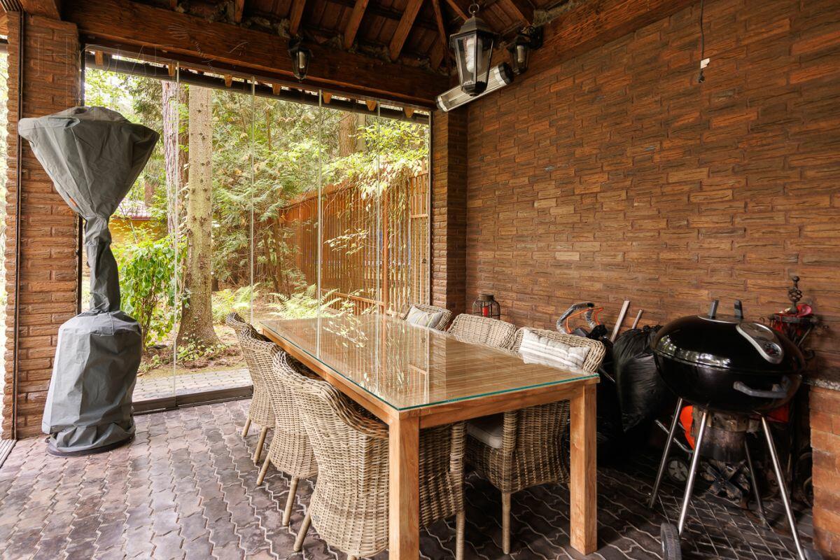 2-этажный коттедж 398.2 м² с отделкой