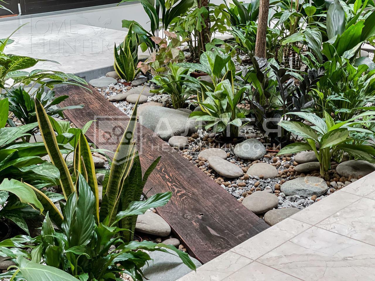 4-этажный коттедж 1 100 м² с отделкой