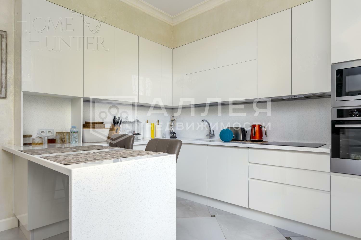 2-этажный коттедж 320 м² с отделкой