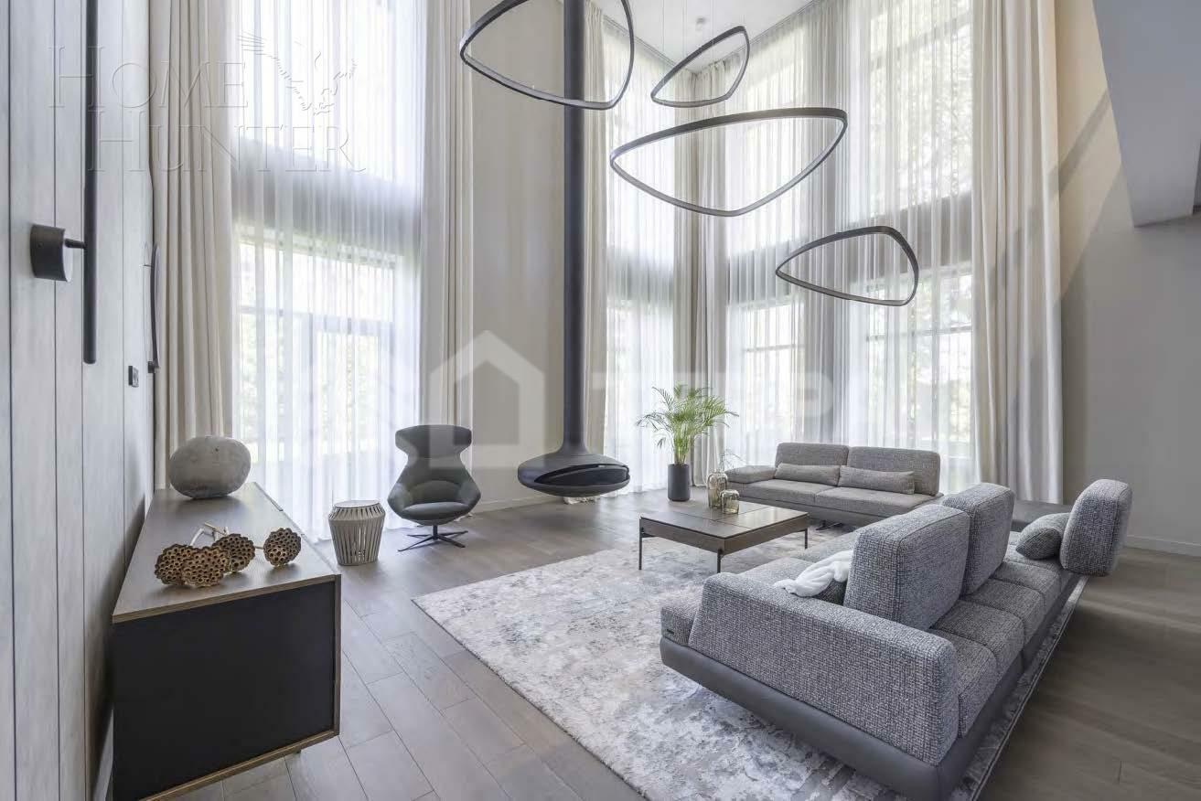 2-этажный коттедж 700 м² с отделкой