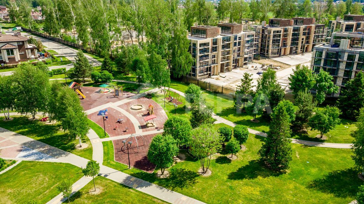 3-этажный таунхаус 311 м² без отделки