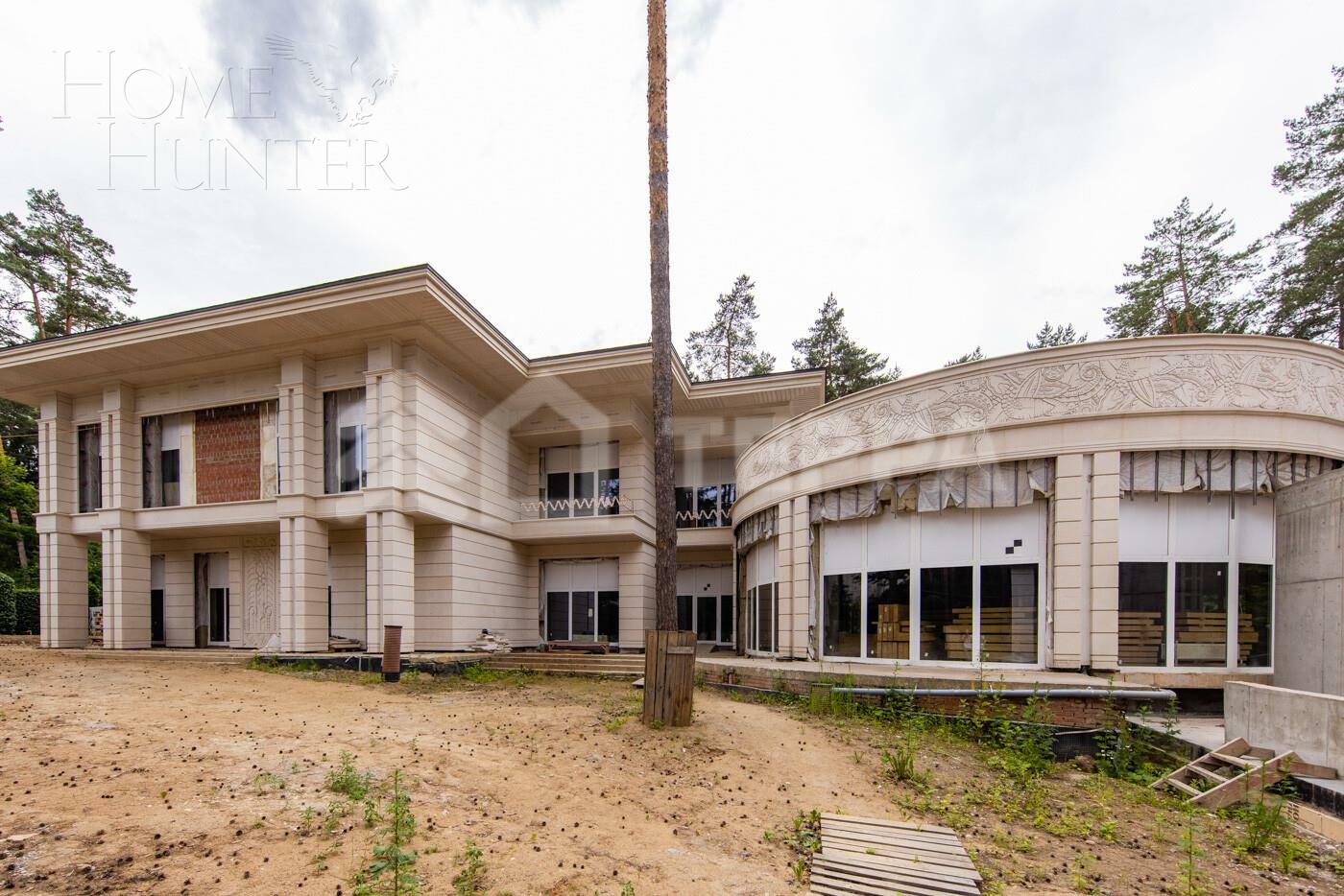 2-этажный коттедж 3 748 м² без отделки