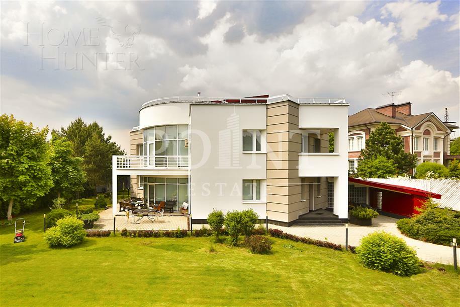 2-этажный коттедж 380 м² с отделкой