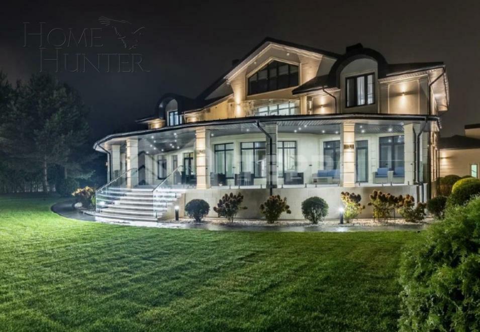 2-этажный коттедж 1 130 м² с отделкой