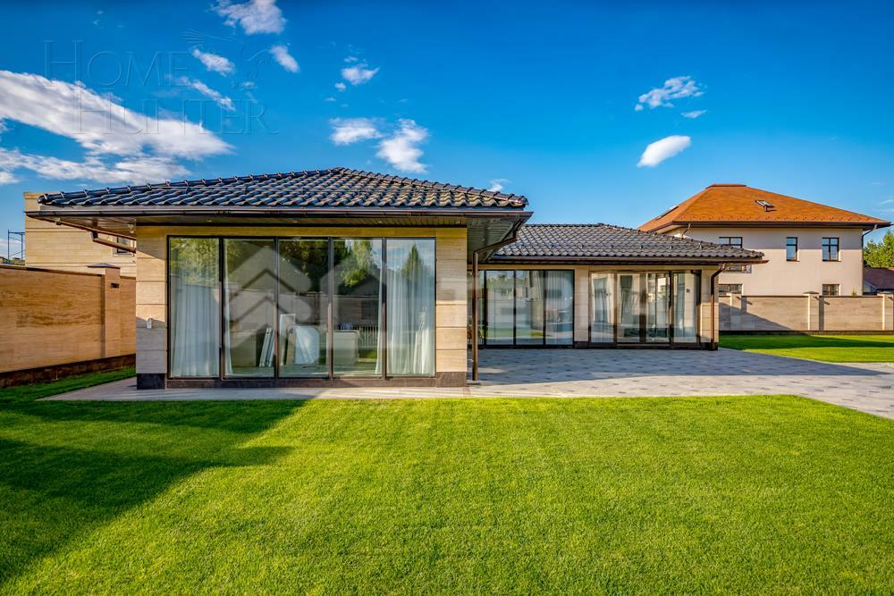 2-этажный коттедж 750 м² с отделкой