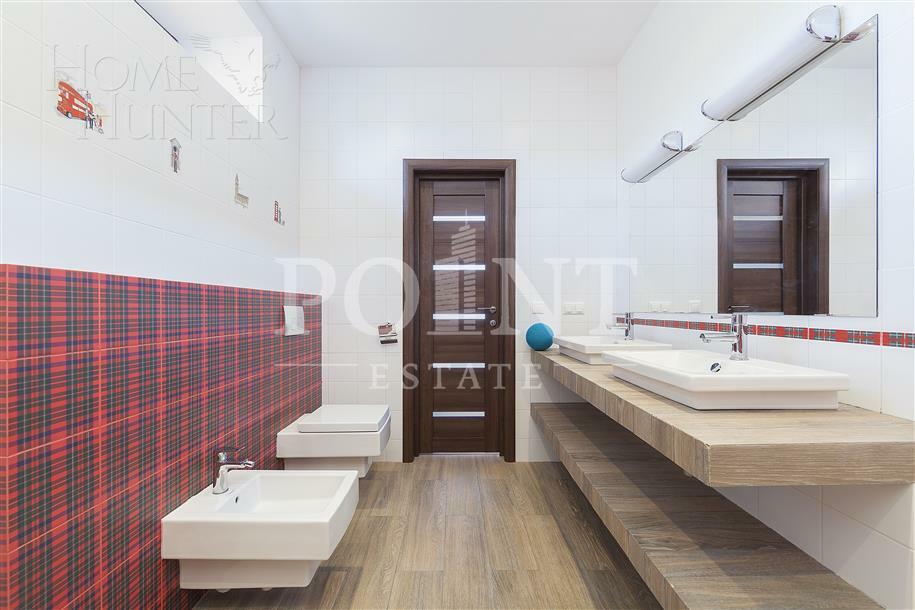 2-этажный таунхаус 380 м² с отделкой