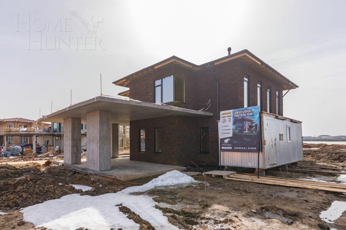 2-этажный коттедж 320 м² без отделки