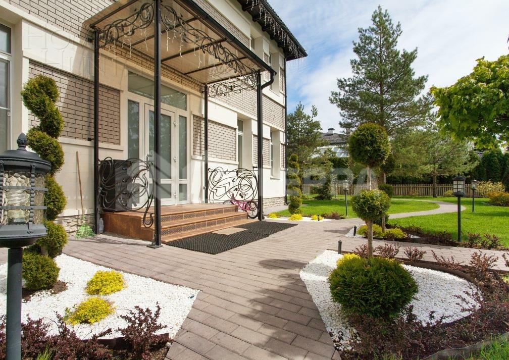 2-этажный коттедж 810 м² с отделкой