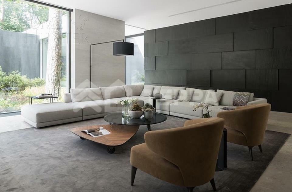 2-этажный коттедж 1 200 м² с отделкой