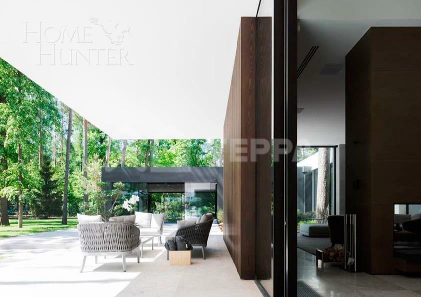 2-этажный коттедж 1 200 м² с отделкой