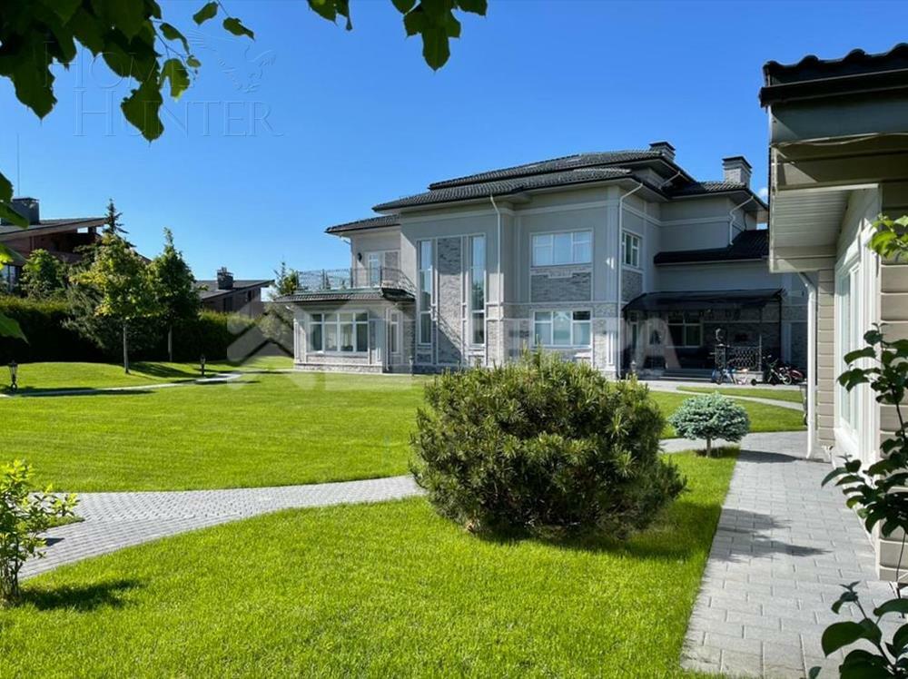 2-этажный коттедж 900 м² с отделкой