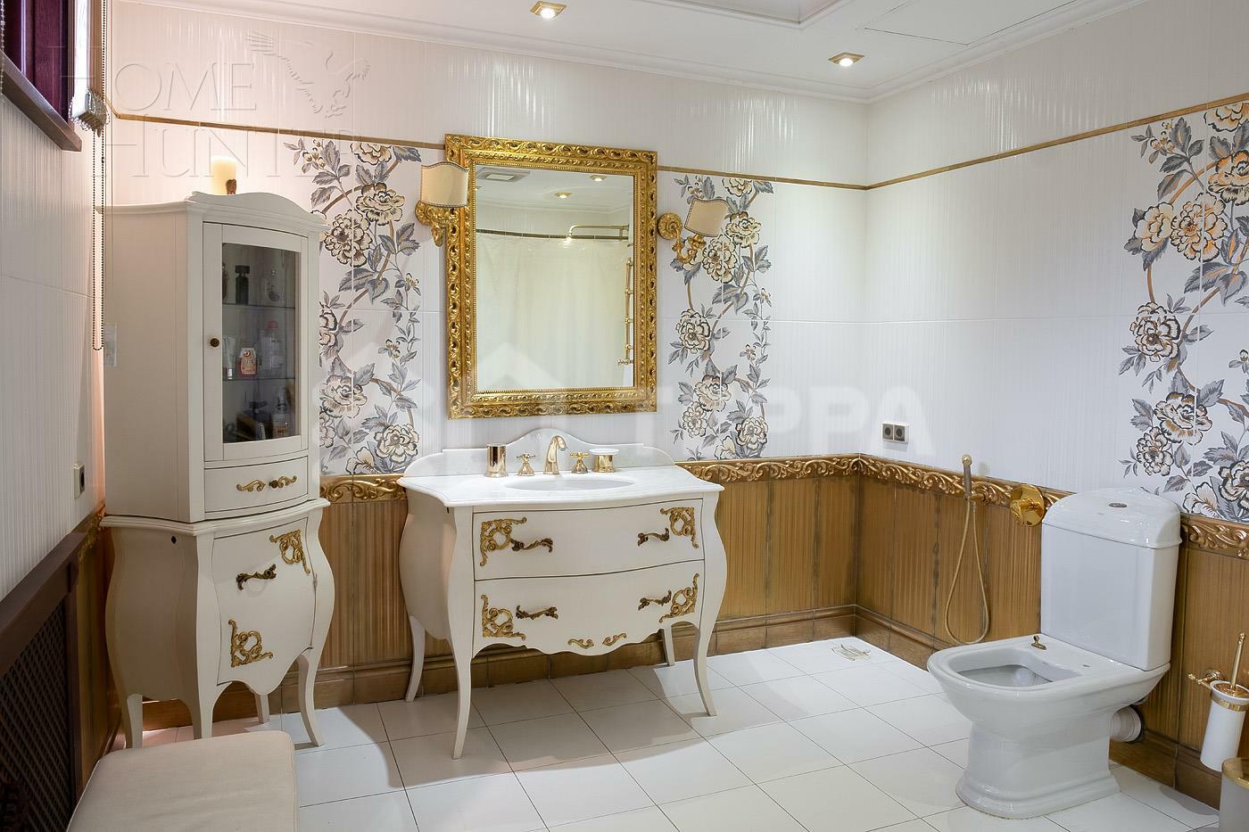 3-этажный коттедж 1 700 м² с отделкой