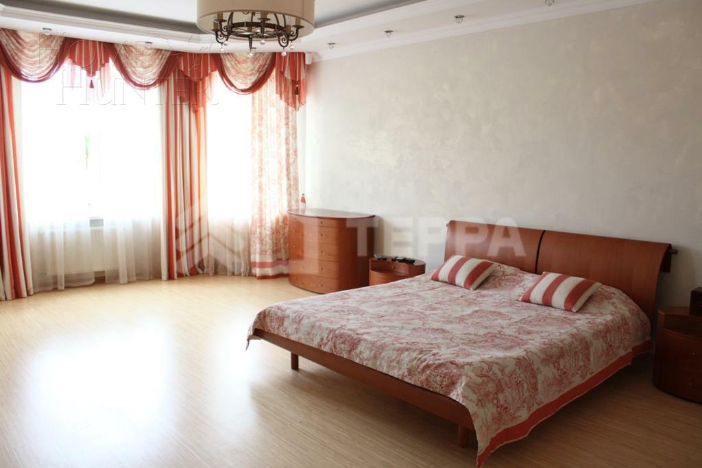 2-этажный коттедж 400 м² с отделкой